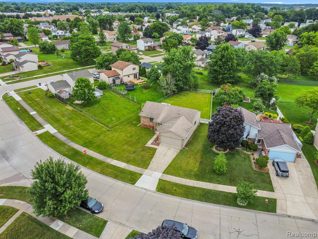 1670 WILLARD Drive, Canton, MI 48187 — Photo 40
