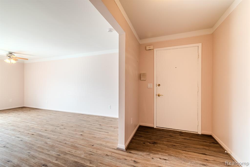 474 Fox Hills Drive N, Bloomfield Hills, MI 48304 — Photo 7