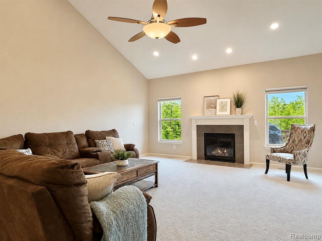 4438 Thornhill Drive, Auburn Hills, MI 48326 — Photo 11