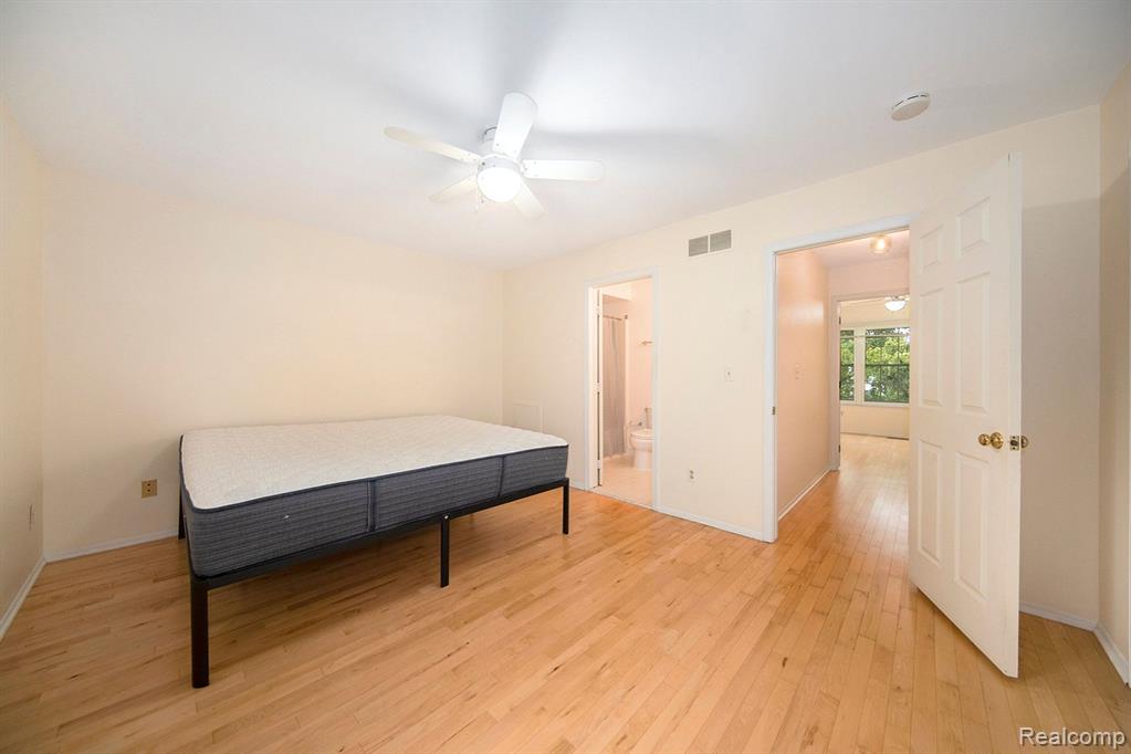 3510 BURBANK Drive, Ann Arbor, MI 48105 — Photo 15