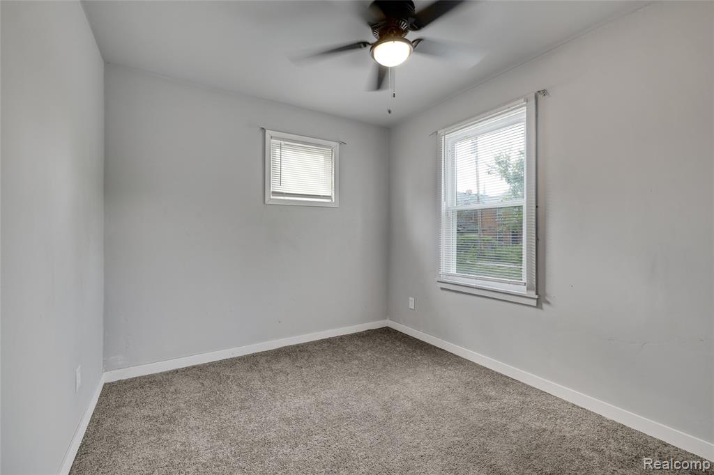 612 W Hollywood, Detroit, MI 48203 — Photo 12