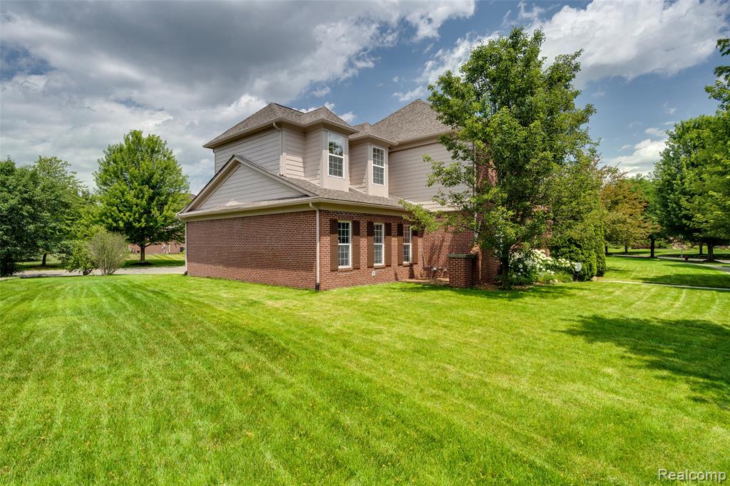 50042 Black Horse Lane, Canton, MI 48188 — Photo 3