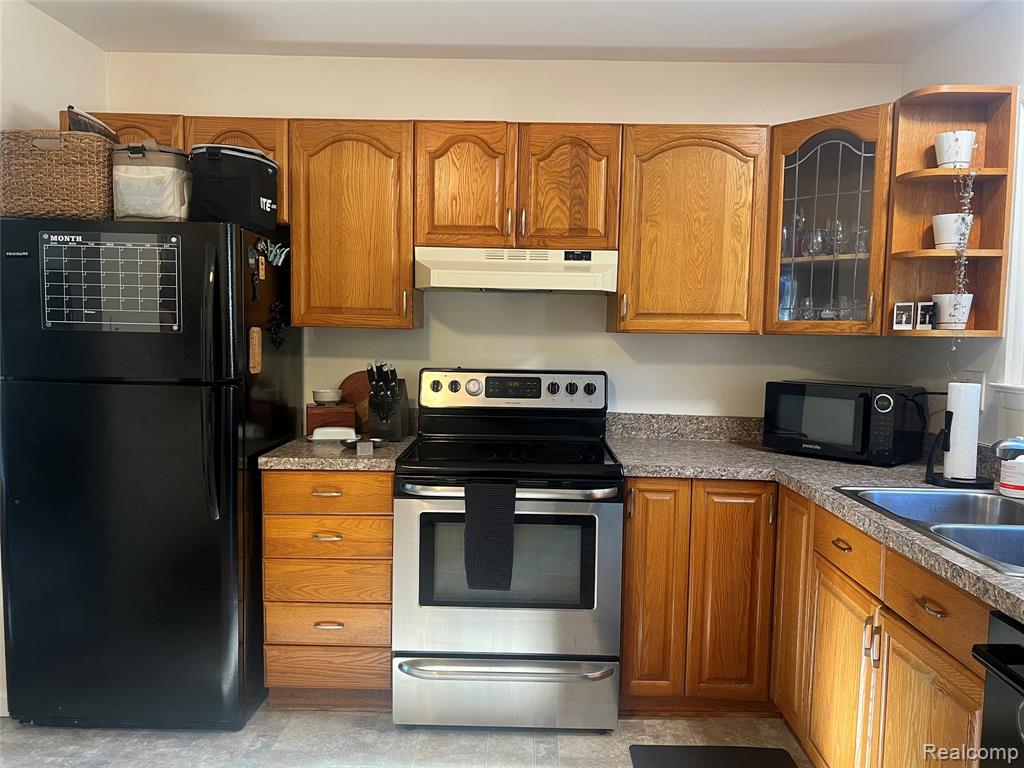 4335 Crestdale Avenue, West Bloomfield, MI 48323 — Photo 3