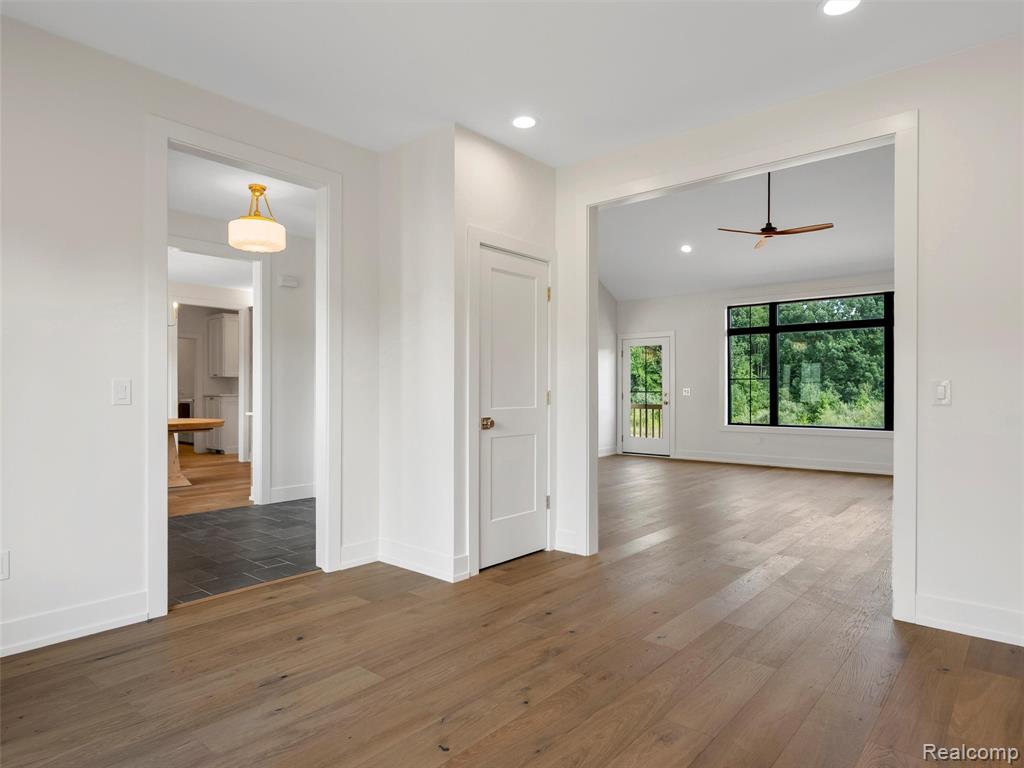7680 Parshallville Road, Hartland, MI 48430 — Photo 13