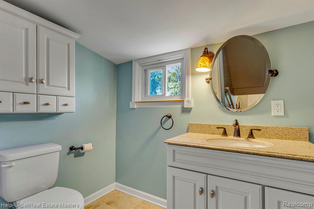 504 Garfield Street, Port Huron, MI 48060 — Photo 13