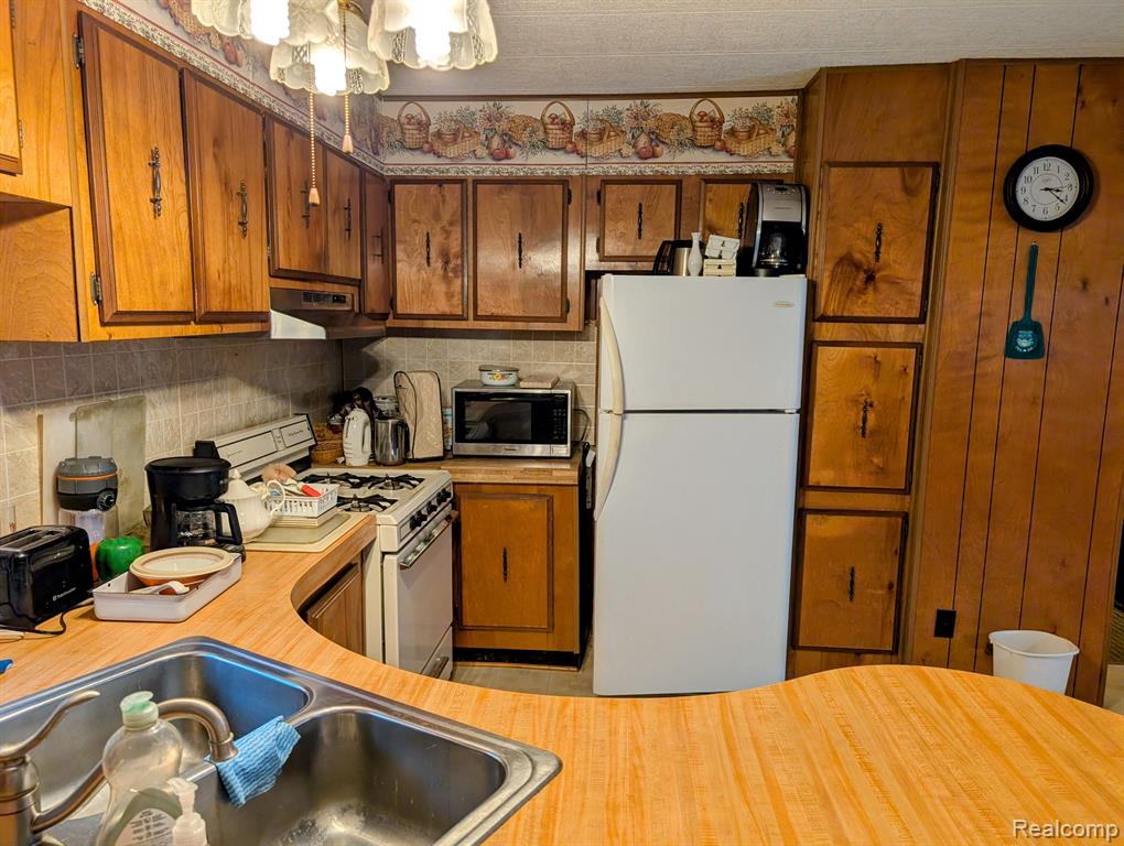 6669 WELCH Road, Port Austin, MI 48467 — Photo 3