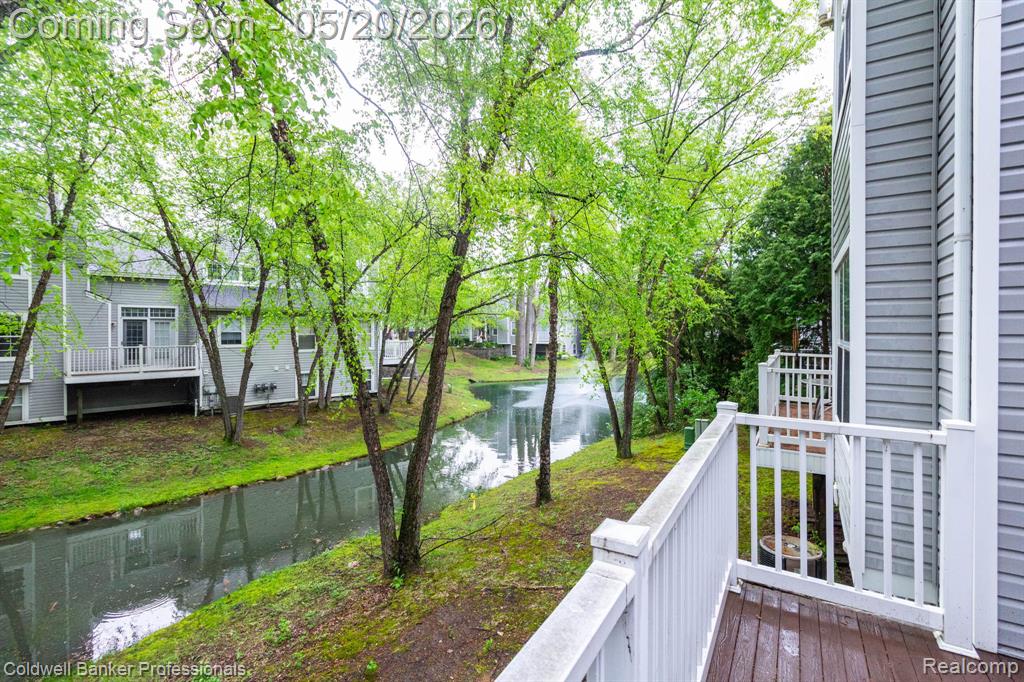 1093 Fairways Boulevard, Troy, MI 48085 — Photo 11
