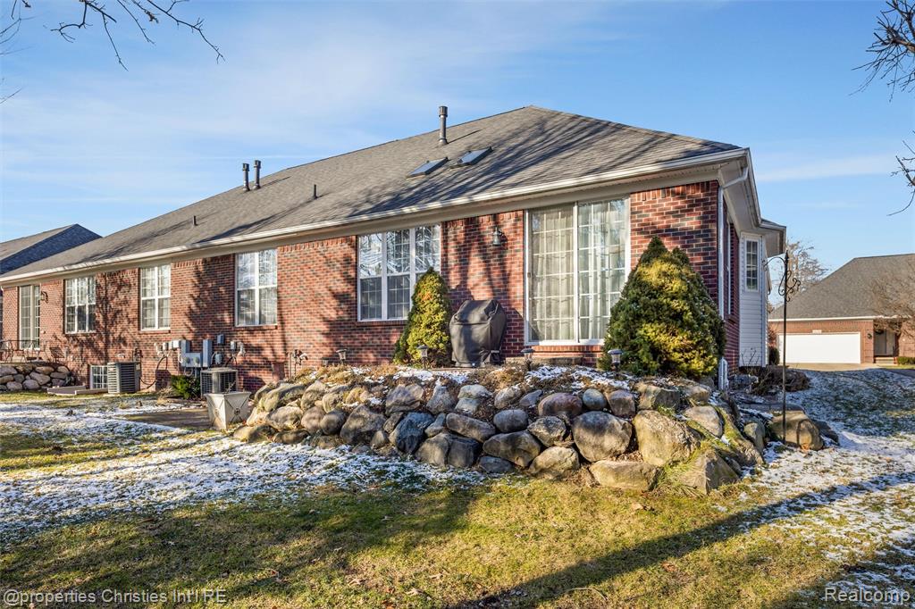44136 Orion Drive, Sterling Heights, MI 48314 — Photo 28