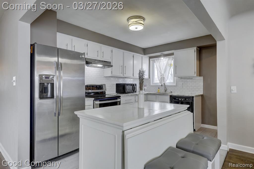 503 W Elmwood Avenue, Clawson, MI — Photo 16