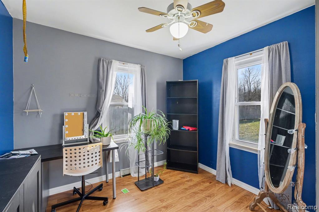 5091 W Carpenter Road, Flint, MI 48504 — Photo 14