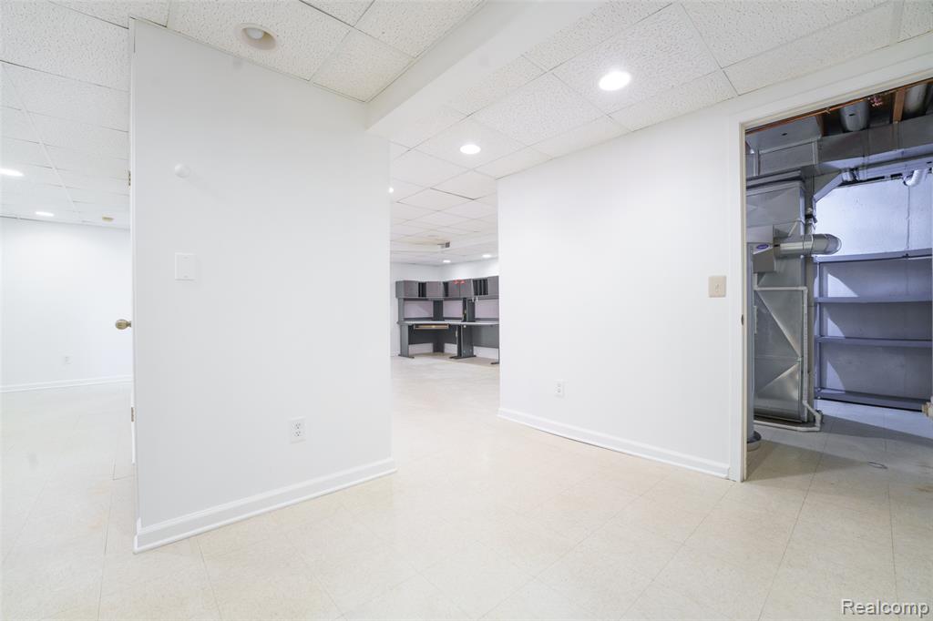 469 Winwood Circle, 121, Walled Lake, MI 48390 — Photo 22