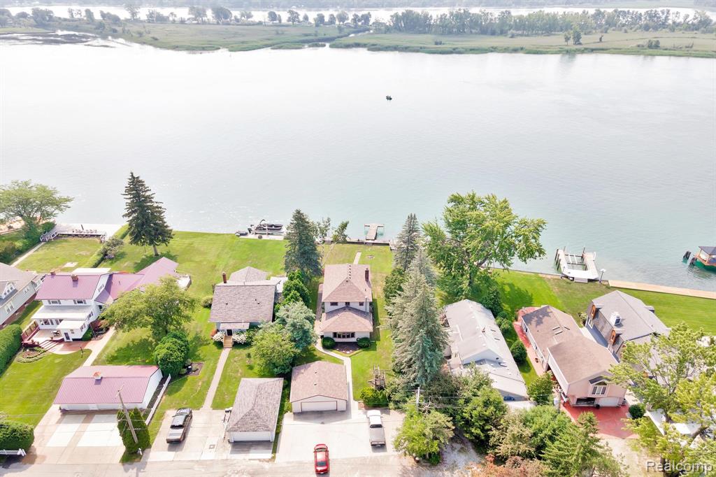 429 Edgewater, Algonac, MI 48001 — Photo 5