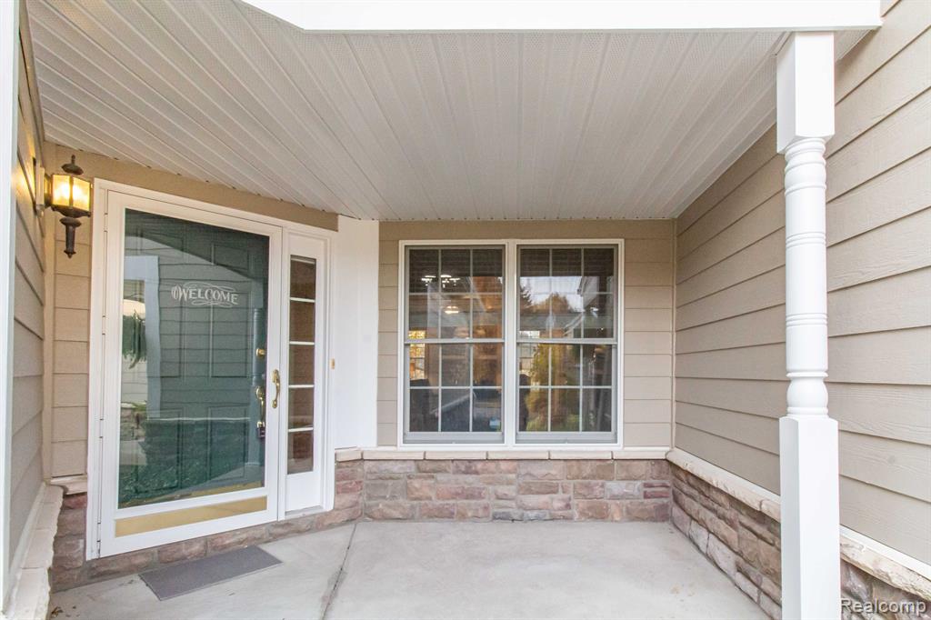 49970 BLACKBERRY Trail, Novi, MI — Photo 4