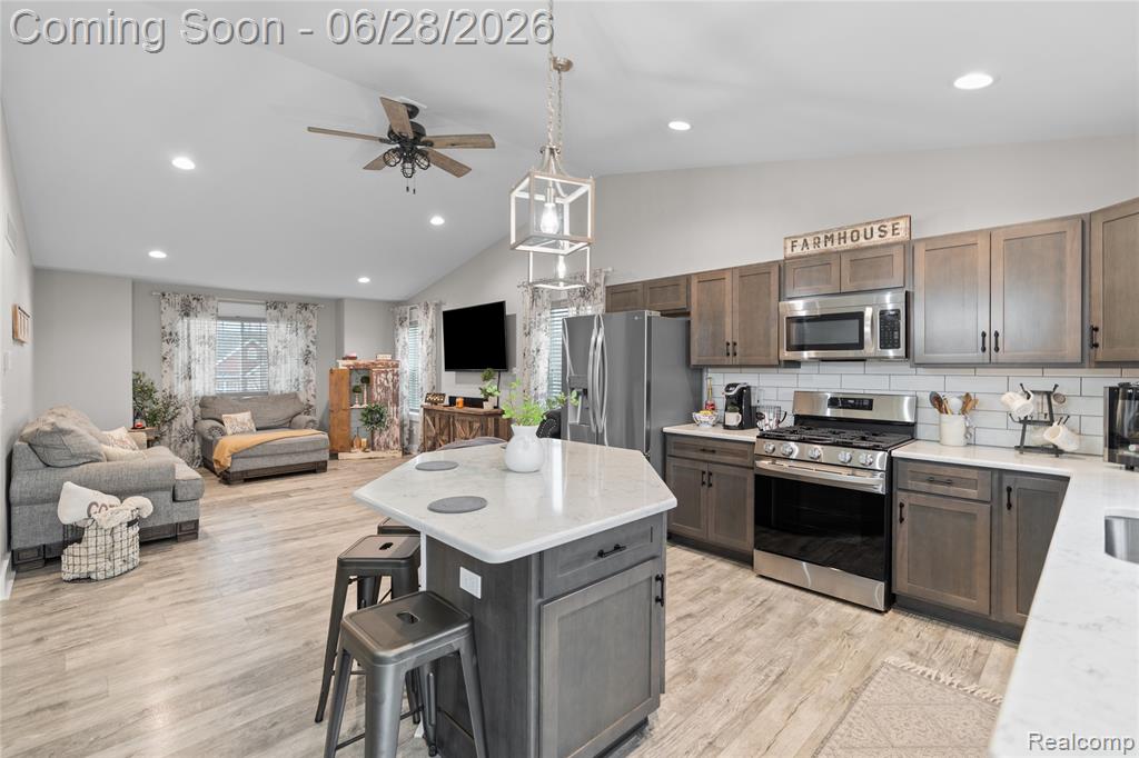 2096 Mozart Avenue, Davison, MI 48423 — Photo 7