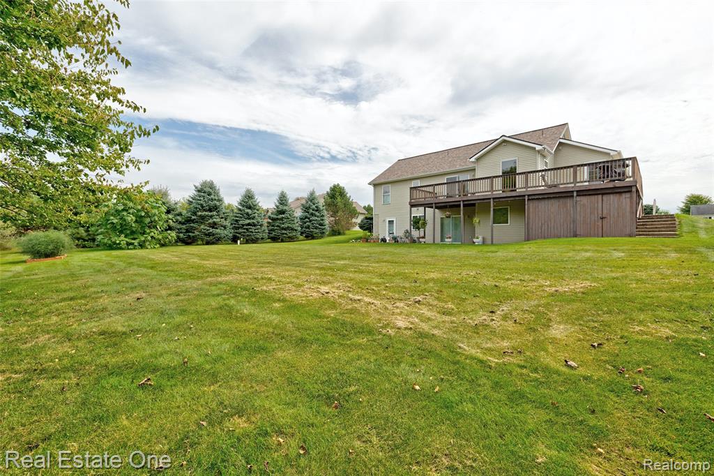 5899 Cobblestone Drive, Almont, MI 48461 — Photo 44