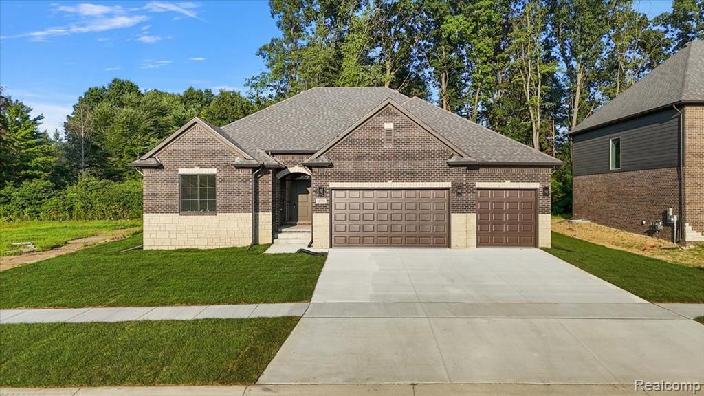 50798 Mistwood Drive, Macomb, MI 48042 — Photo 2