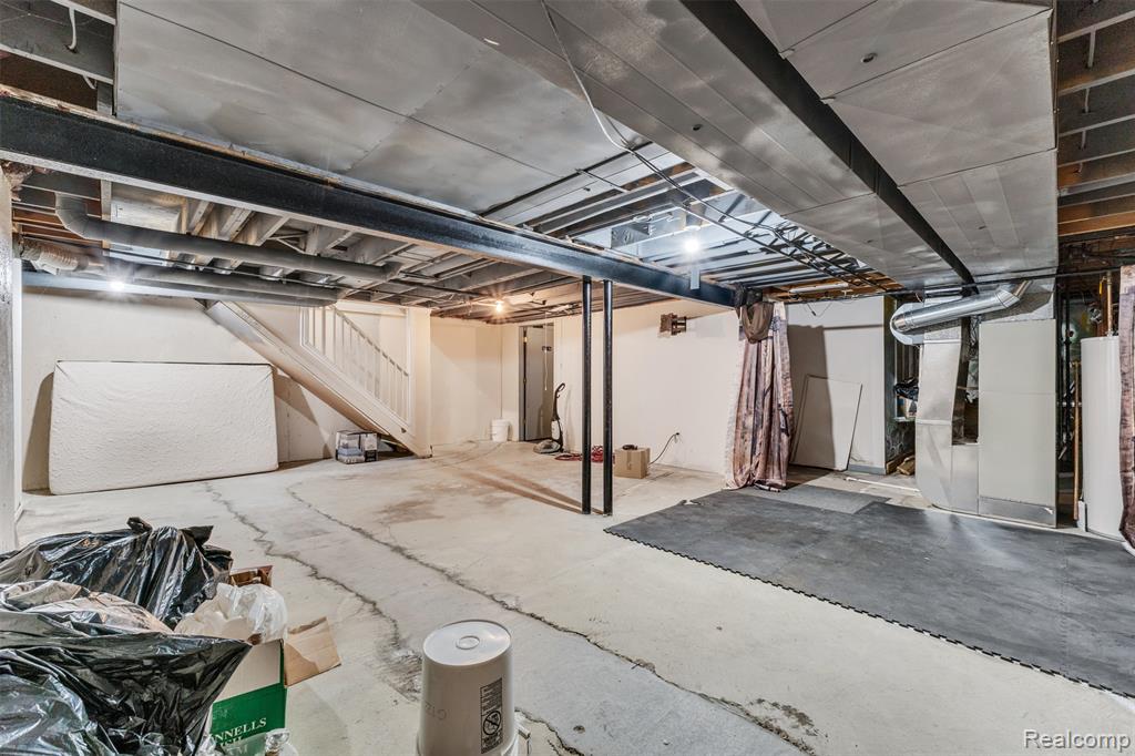 49285 Ashley Court, Shelby Twp, MI 48315 — Photo 49