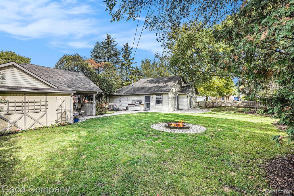 47595 Frederick Road, Shelby Twp, MI 48317 — Photo 25