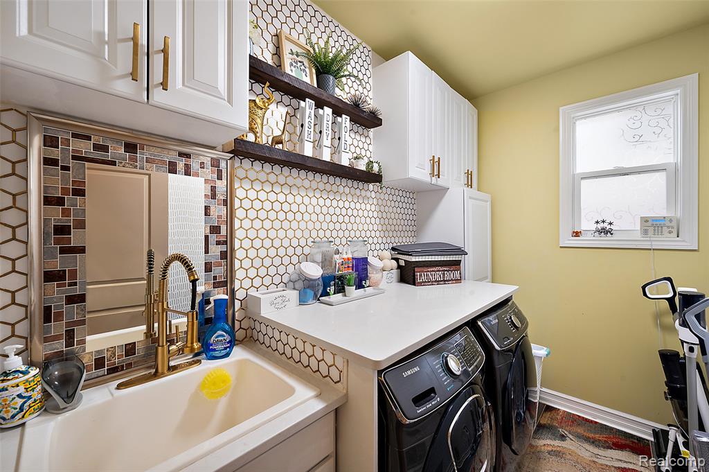 4095 Rockingham Drive, Troy, MI 48085 — Photo 35