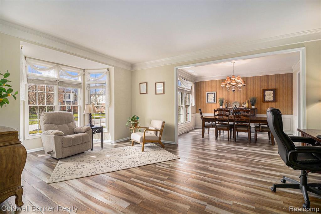 48520 Antique, Canton, MI 48187 — Photo 6