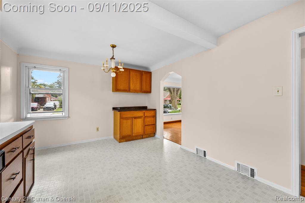 8235 Virgil Street, Dearborn Heights, MI 48127 — Photo 12
