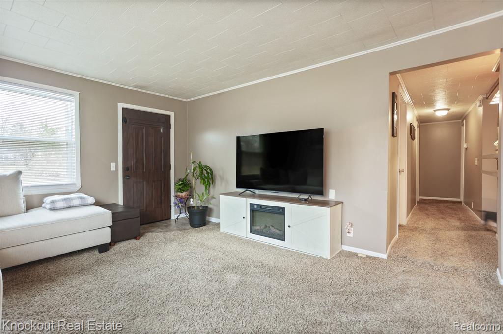 213 E Maple Street, Vassar, MI 48768 — Photo 8