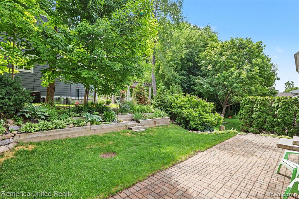 307 River Wood Trail S, 2, Milford, MI 48381 — Photo 24