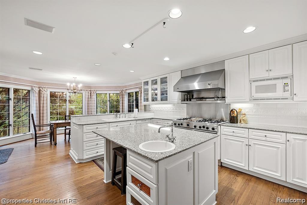633 Hawthorne Street, Birmingham, MI 48009 — Photo 21