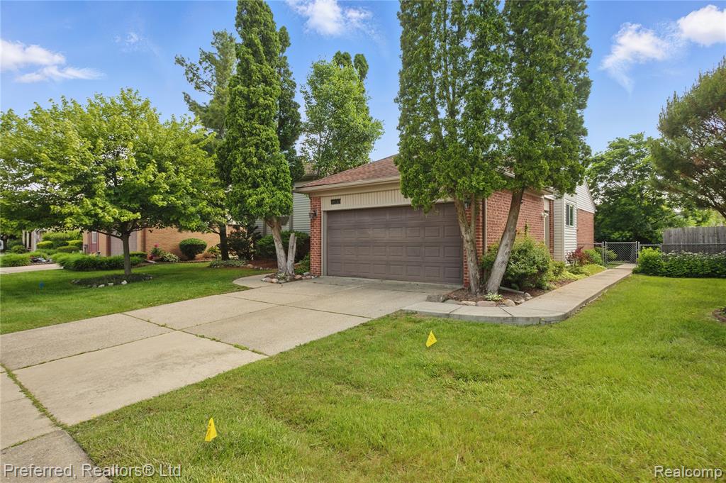 8530 Elmhurst Street, Canton, MI 48187 — Photo 43