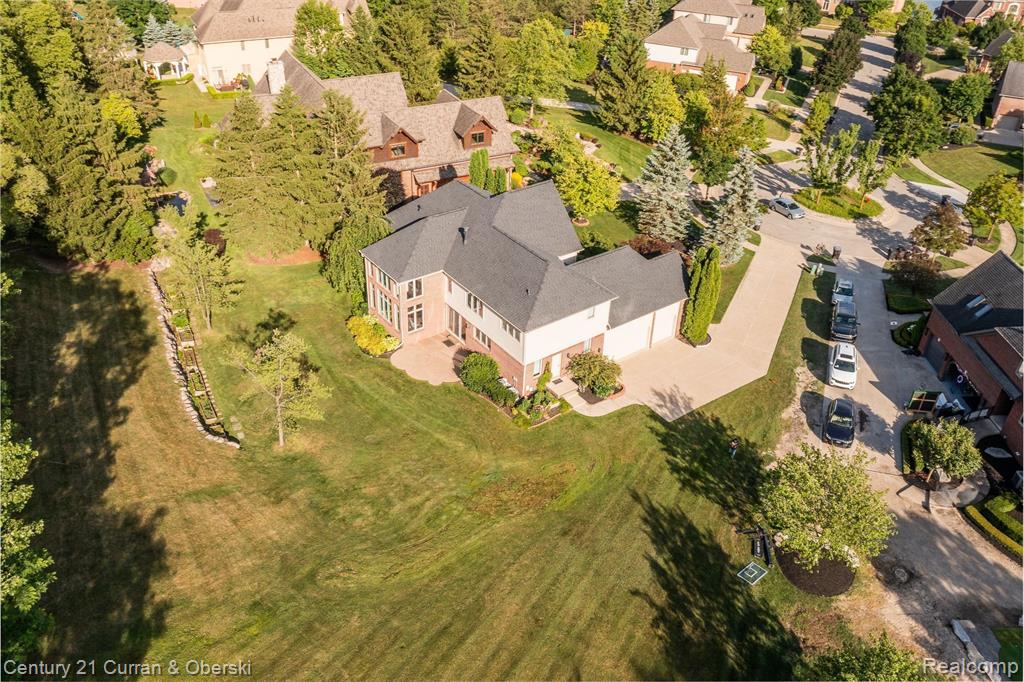 18585 STEEP HOLLOW Court, Northville, MI 48168 — Photo 59