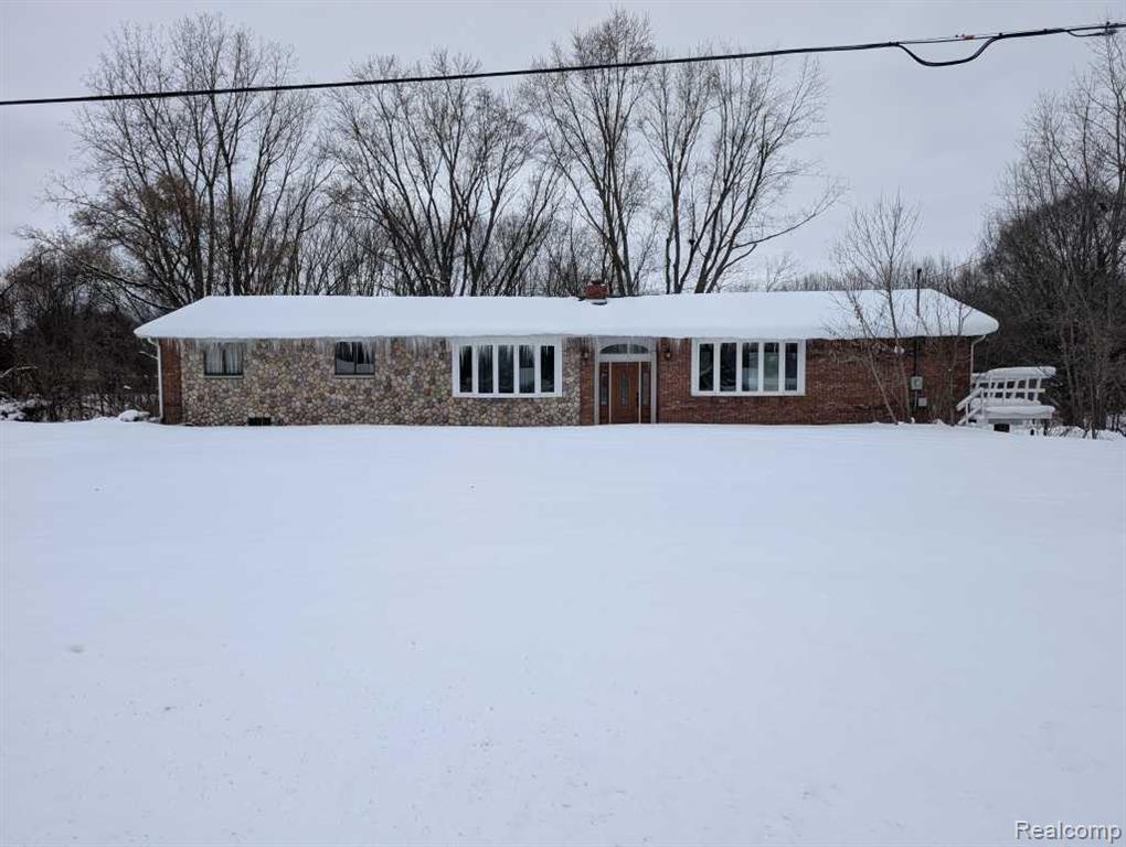716 10th Street, Plainwell, MI 49080 — front exterior