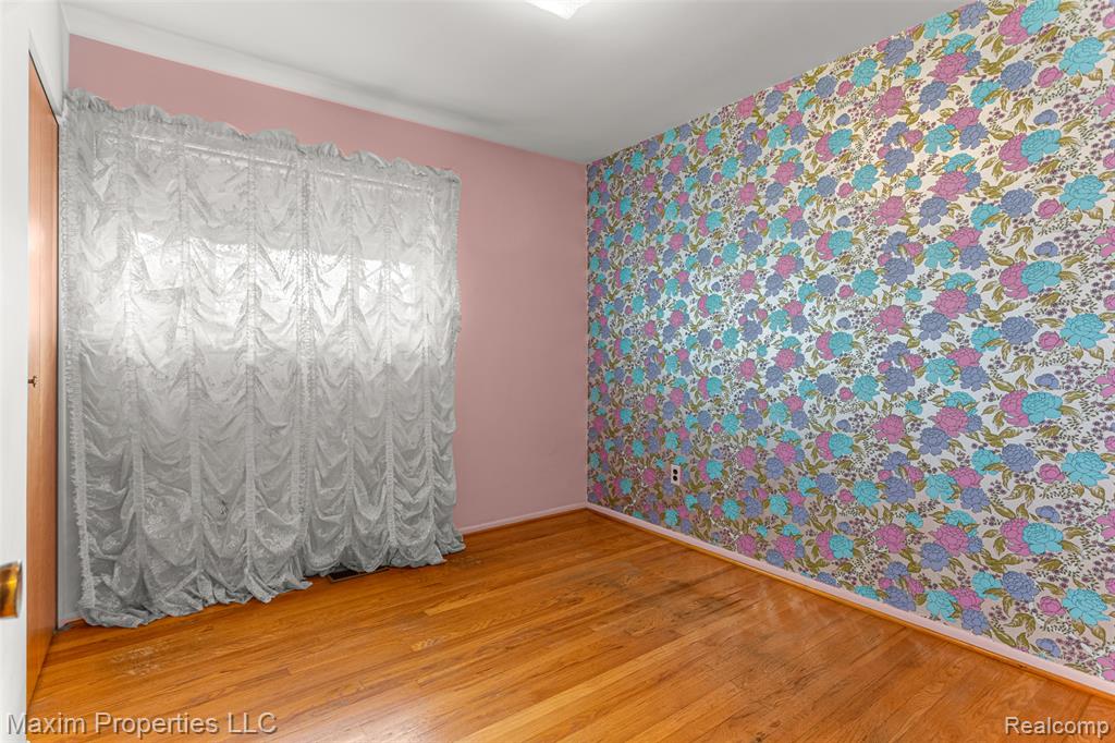 6545 N Charlesworth Street, Dearborn Heights, MI 48127 — Photo 14