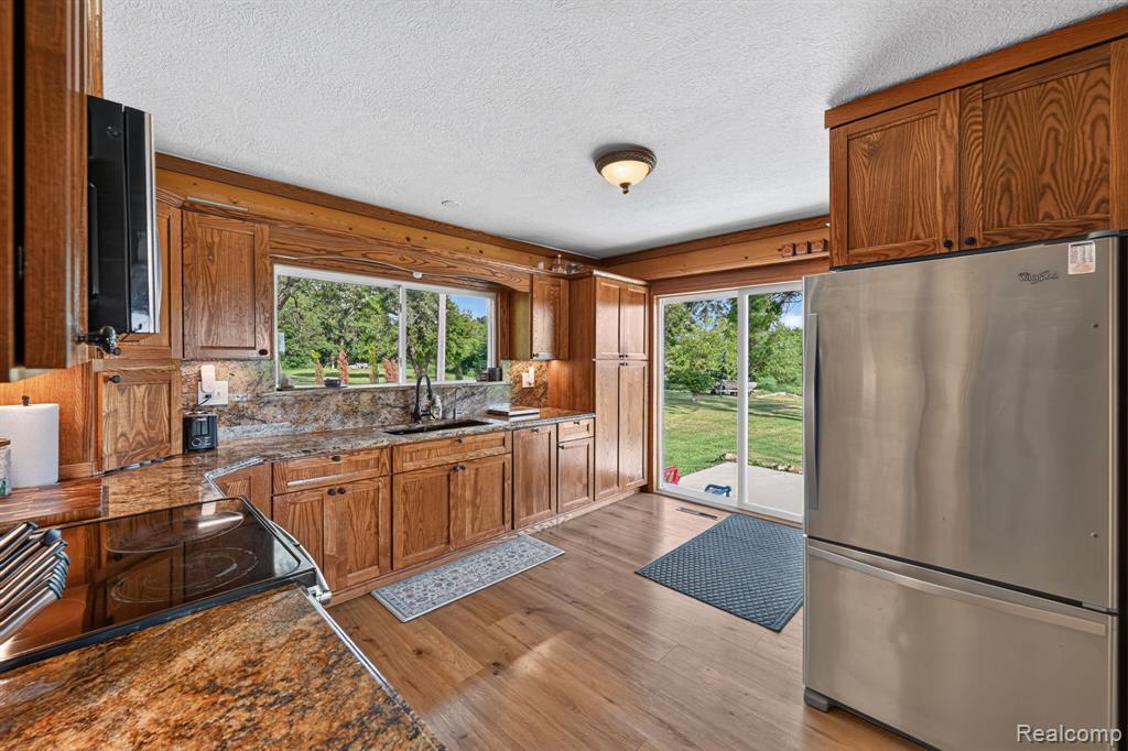3658 Newburg Road, Bancroft, MI 48414 — Photo 16