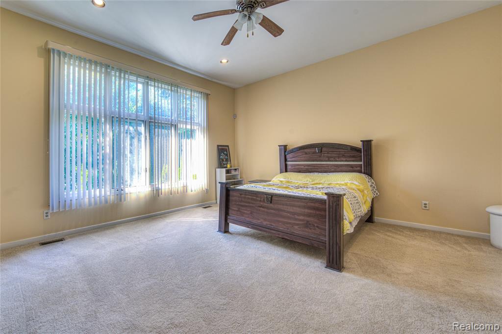 6460 Charles Drive, West Bloomfield, MI — Photo 30