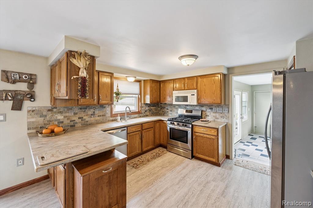 625 Fowlerville Road, Fowlerville, MI 48836 — Photo 12