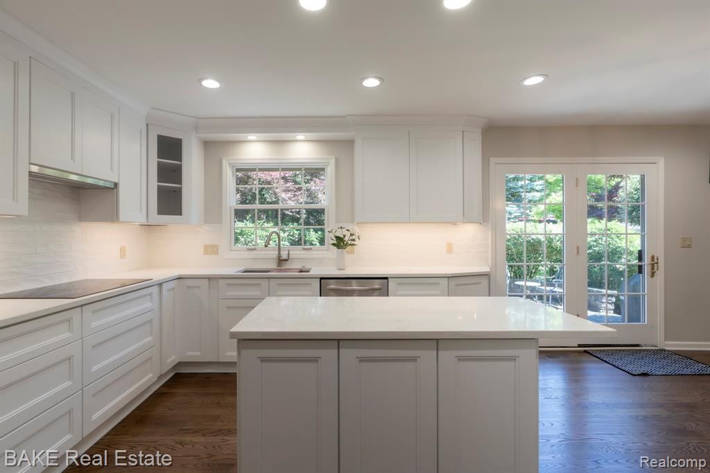 10000 Red Maple Drive, Plymouth, MI 48170 — Photo 15