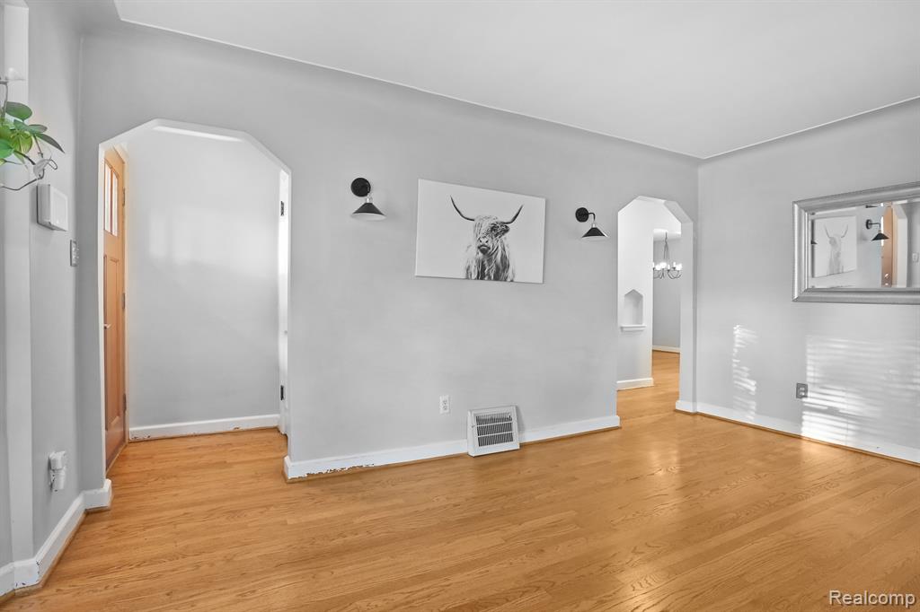 613 S CONNECTICUT Avenue, Royal Oak, MI 48067 — Photo 9
