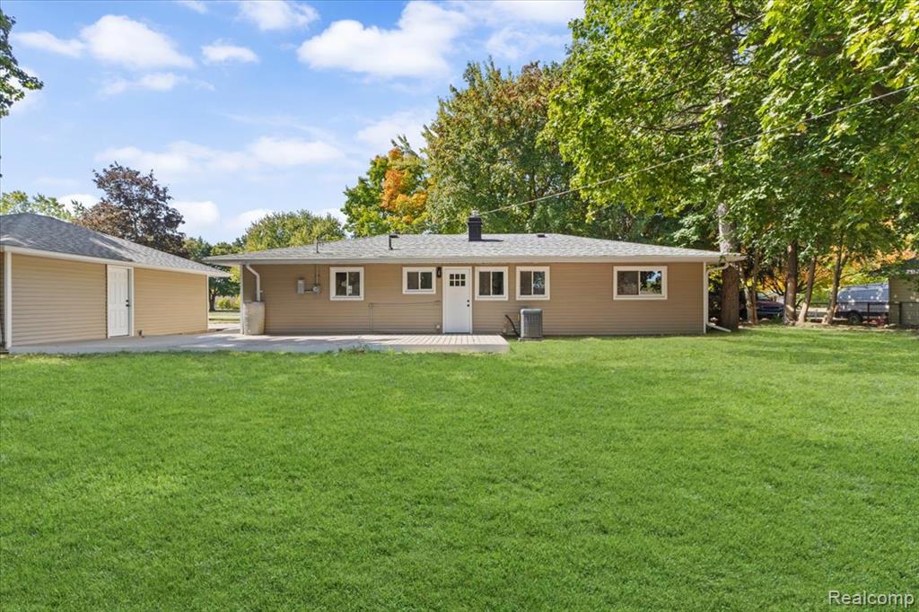 5698 Everest Drive, Clarkston, MI — Photo 25