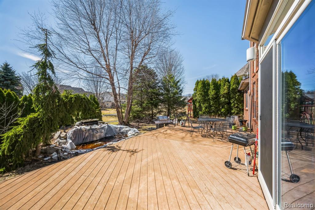 6768 HAYMARKET, Shelby Twp, MI 48317 — Photo 35