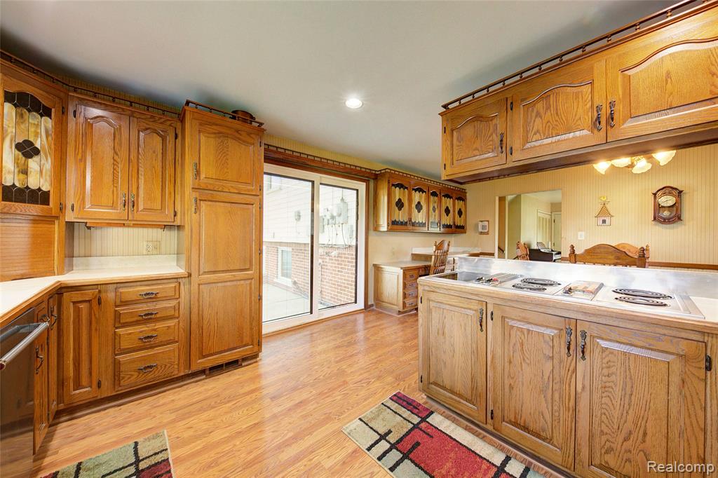 5489 Academy Street, Dearborn Heights, MI 48125 — Photo 33