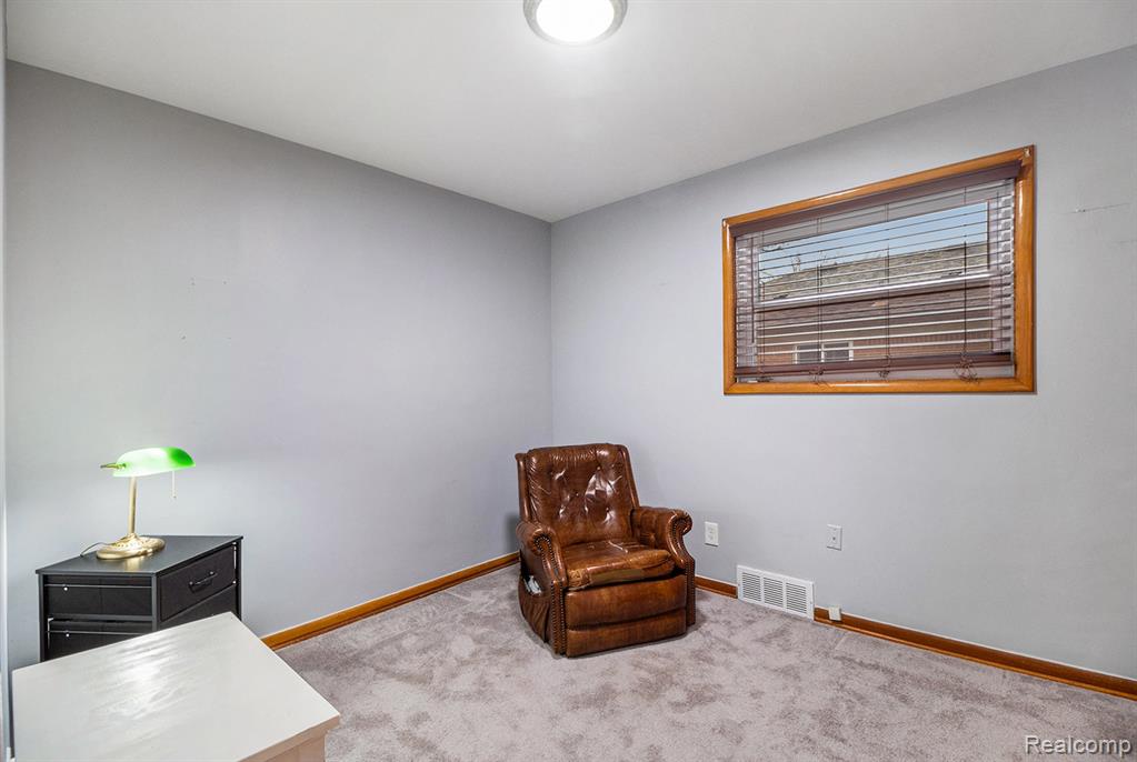 4001 Roosevelt Boulevard, Dearborn Heights, MI 48125 — Photo 10