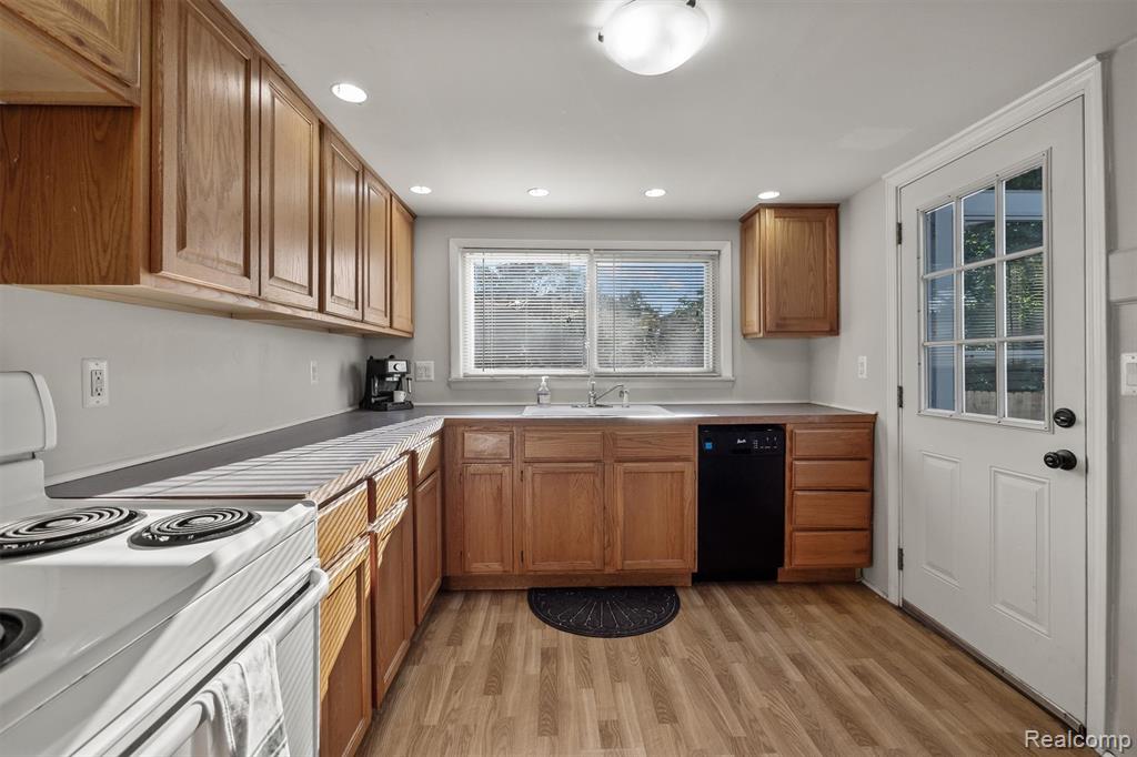 400 Josephine Avenue, Royal Oak, MI 48067 — Photo 9