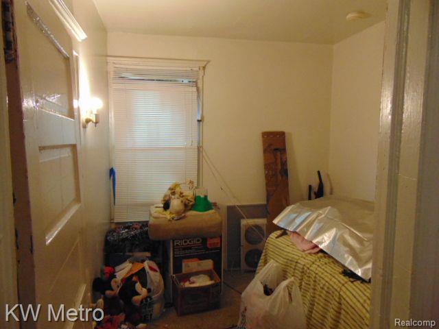 5336 FISCHER Street, Detroit, MI 48213 — Photo 8
