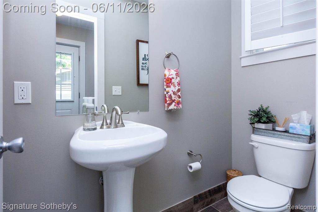 701 Millard Avenue, Royal Oak, MI 48073 — Photo 34