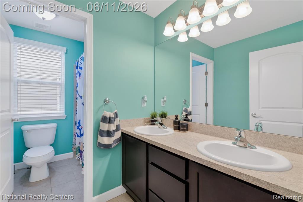 27412 Victoria Road, Novi, MI — Photo 36