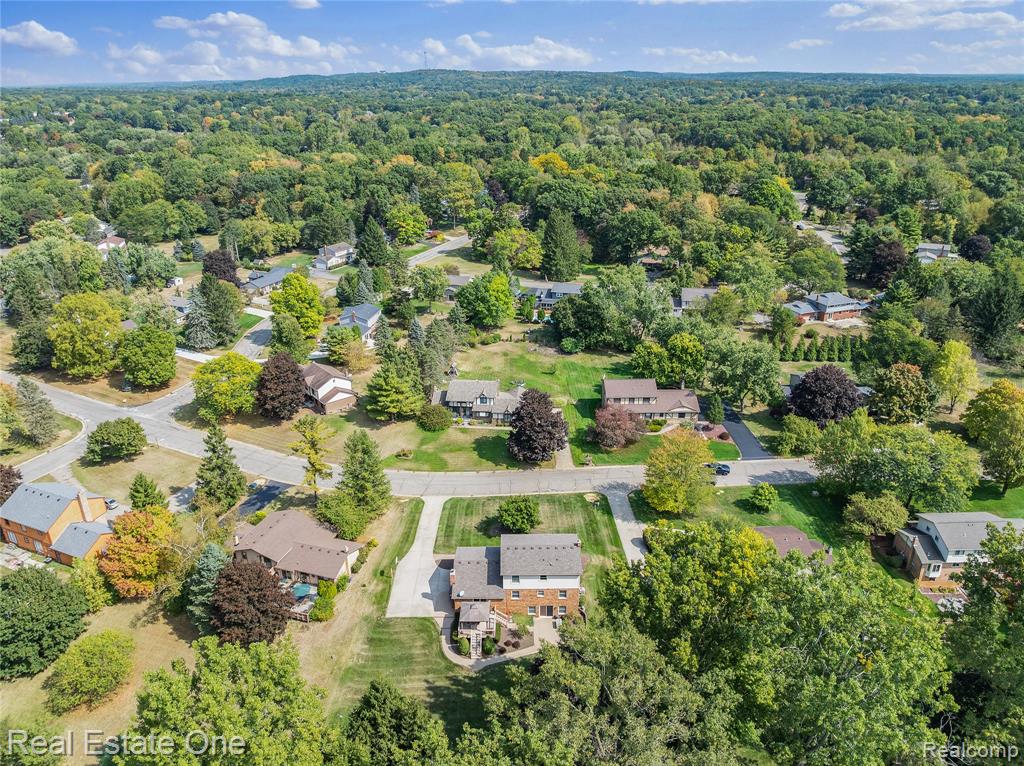 4798 Kenicott Trail, Brighton, MI 48114 — Photo 34
