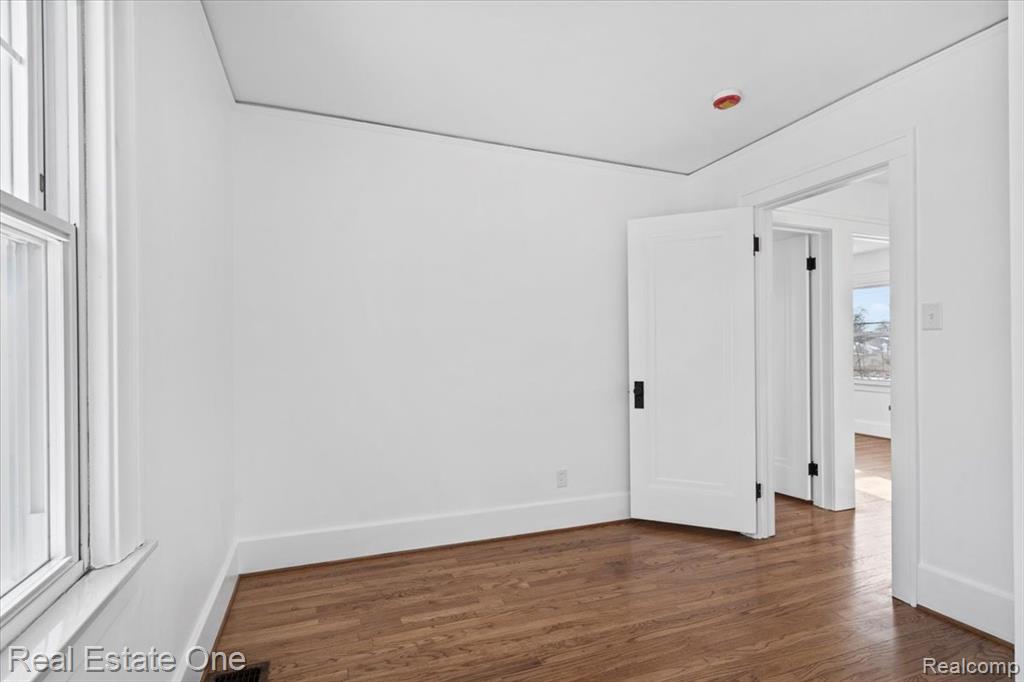 424 2nd Street, Wyandotte, MI 48192 — Photo 11