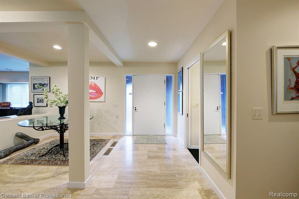1921 Pine Ridge Lane, Bloomfield Hills, MI 48302 — Photo 16