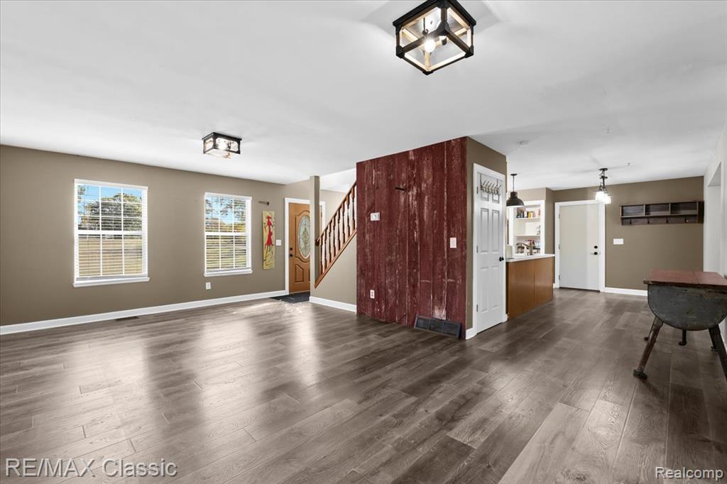 10979 Milford Road, Holly, MI 48442 — Photo 4