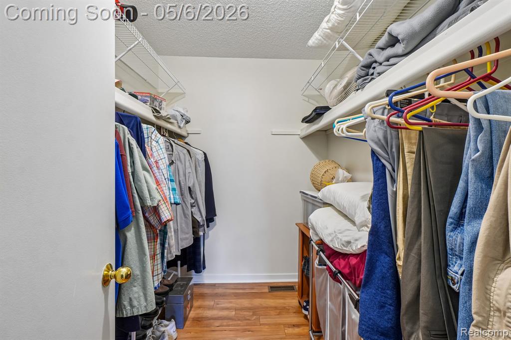 7132 Clements, West Bloomfield, MI — Photo 18